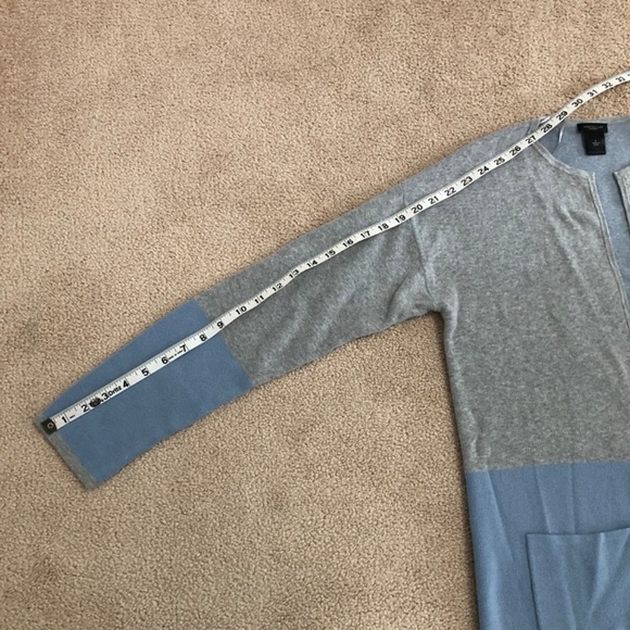 Ann Taylor Factory Cardigan Blue Gray Colorblock Size Small - Picture 11 of 12